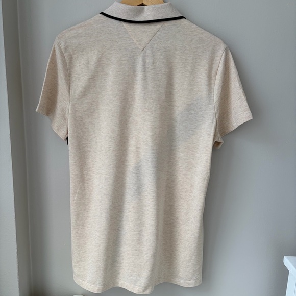 NWT TOMMY HILFIGER XL Beige and Black Short Sleeve VNeck Polo Shirt Casual LOGO - Picture 6 of 6